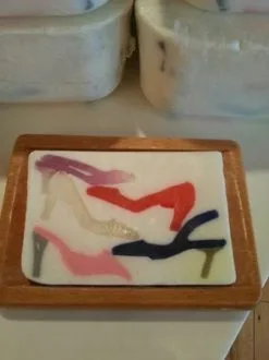 Disney Basin Fresh Cut Soap - Shoes - Queen For A Day